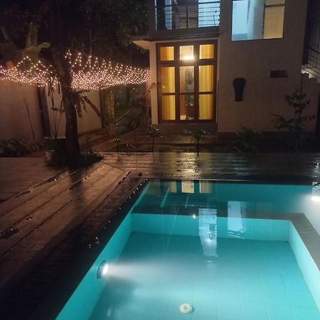 White House Green Home Galle Exterior photo